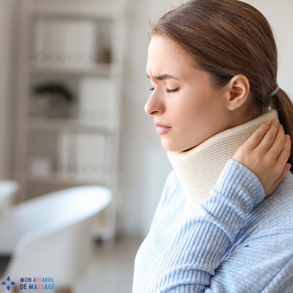 une femme avec un torticolis